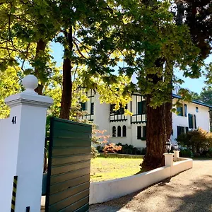 2* Maison d'hôtes La Maison Du Marquis